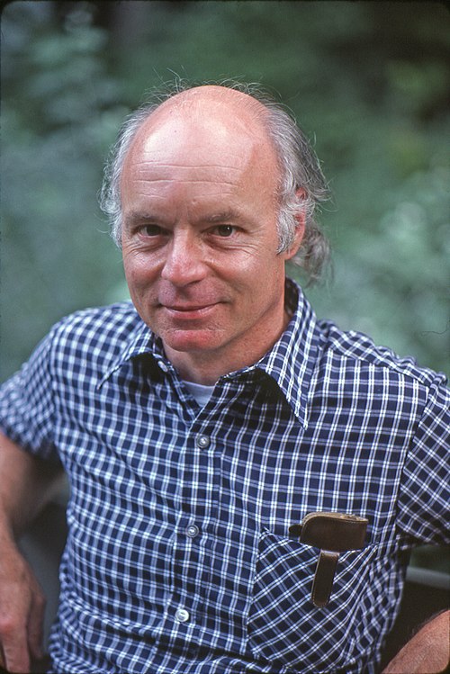 File:Richard Outram.jpg