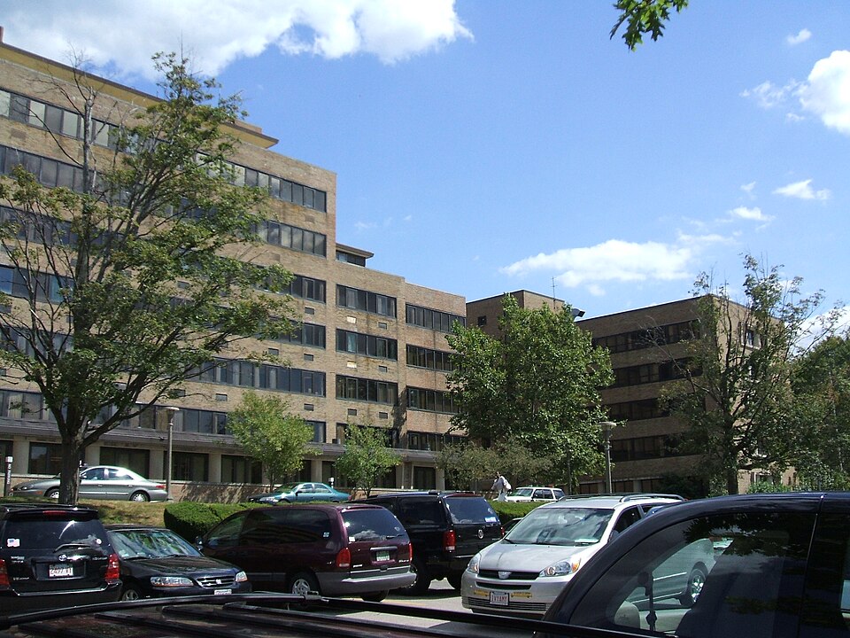 File:Carney Hospital.jpg