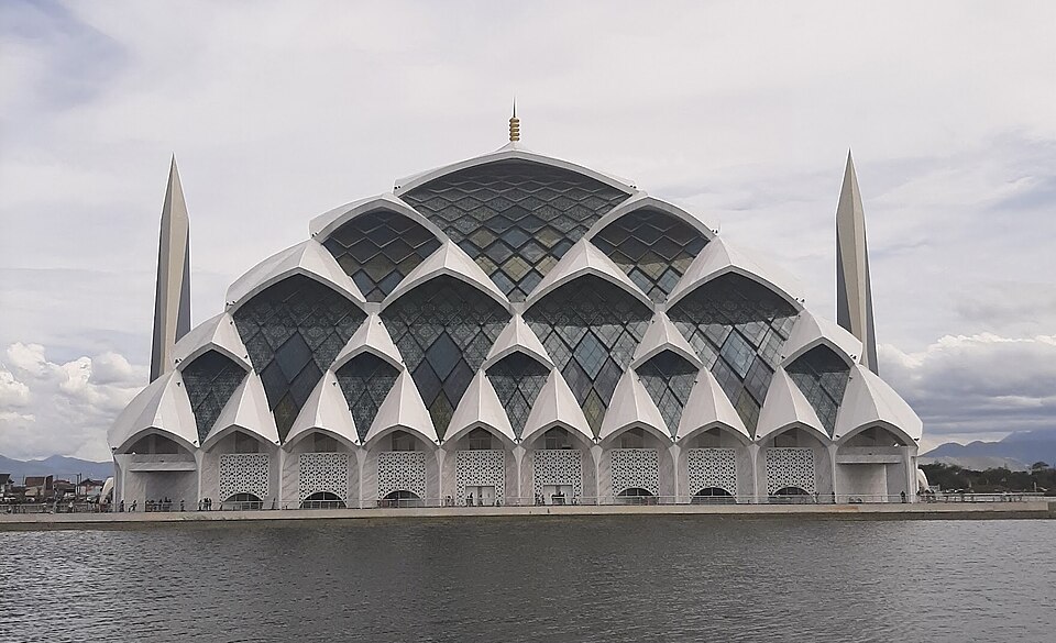 File:Al Jabbar Mosque 02.jpg