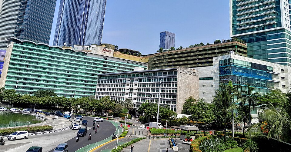 File:Hotel Indonesia with Grand Indonesia (2023-07-20).jpg