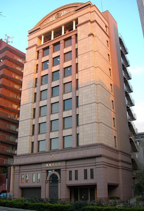 File:Building near Gotanda.JPG