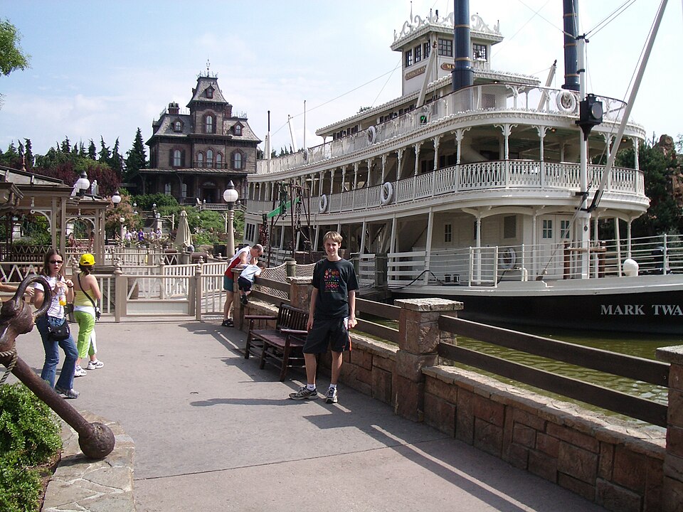 File:DLP Riverboat 2.JPG