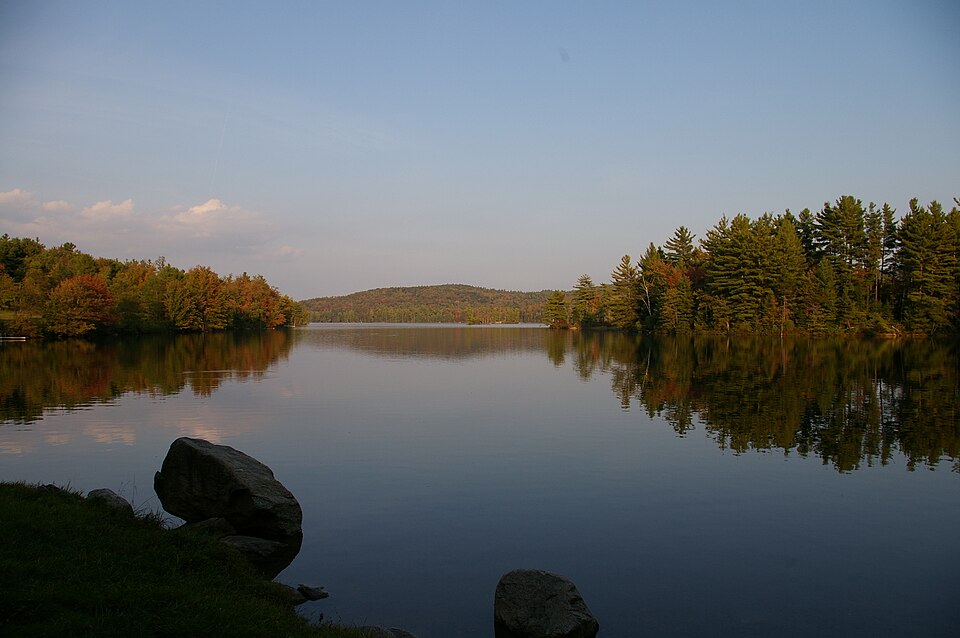 File:Grafton Pond.JPG