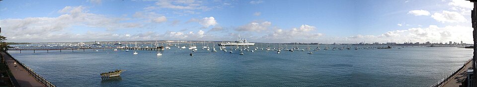 File:Portsmouth Harbour.jpg