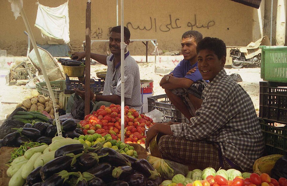 File:Yemenite merchants.jpg