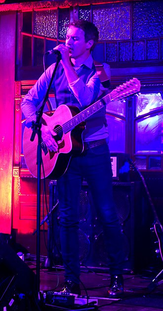 File:Colinmackintyredumfriesspiegeltent2014.jpg