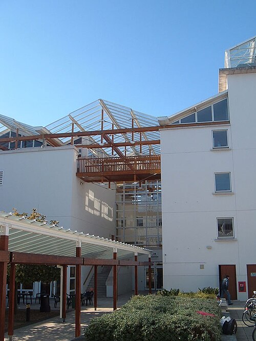File:Portland building 2006.JPG