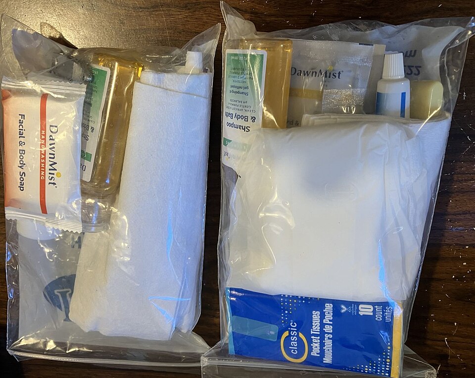 File:Emergency Hygiene Kits, Men & Women.jpg